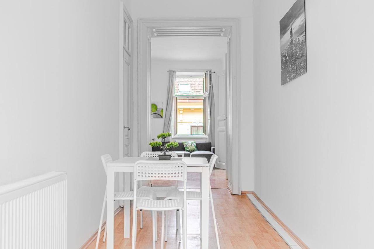 Pleasing 2Br Apt. Akh-Perfect For Groups Vídeň Exteriér fotografie